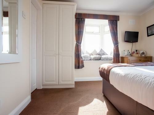 Cliffemount Hotel