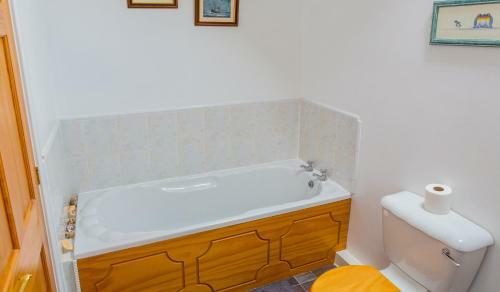 Hostal The Wold Cottage