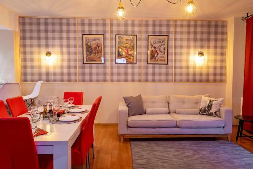Clabucet Nest Deluxe Apartment