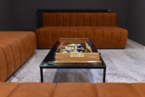 R&b Apartments