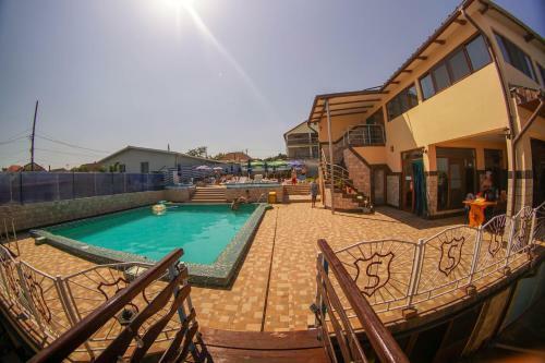 Hostal Lake View