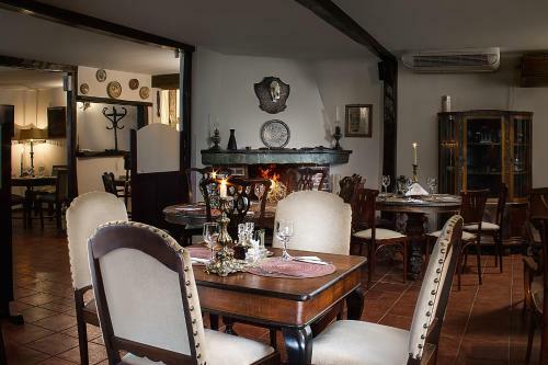 Hostal Pensiune-restaurant Tara Luanei
