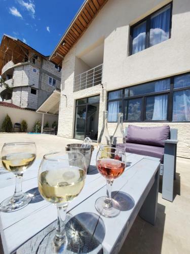 Hostal Vila Paradis Costinesti