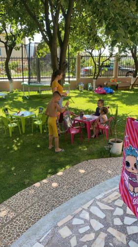 Hostal Vila Bry-cas Costinesti
