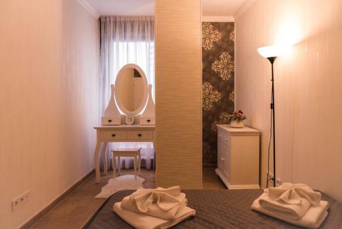 Lira Holiday Apartments