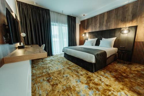 Iza Hotel