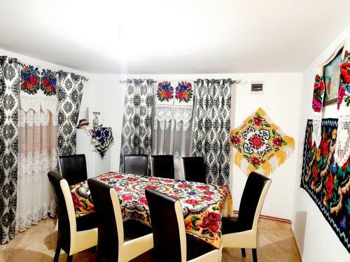 Hostal Pensiunea Casa Haiducean