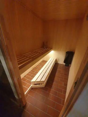 Bedit Timber Cabin