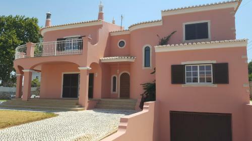 Hostal Saraiva's Guest House