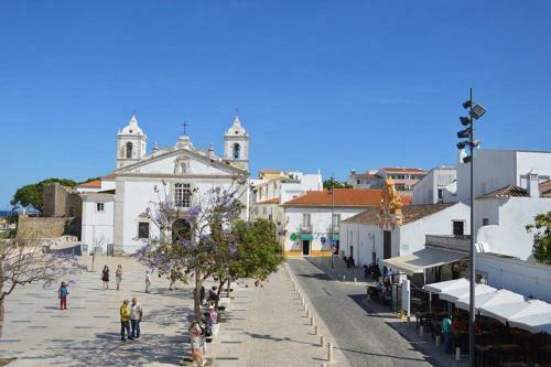 "a Casa Dos Av�s" Suites & Breakfast