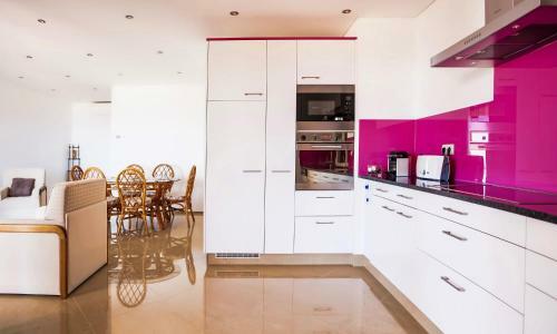 Dona Ana Beach Apartment With Amazing Sea Views