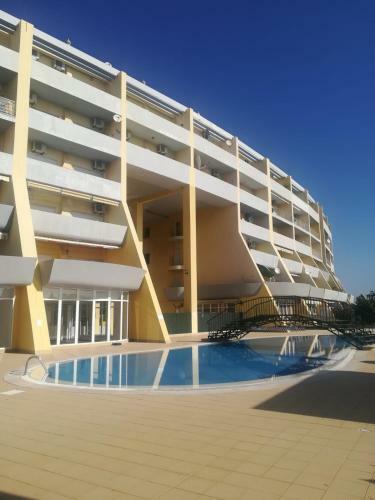 Apartamento Rua Coronel Cardeira Da Silva