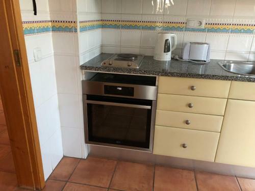 Spacious Apartment - Porto de M�s Beach