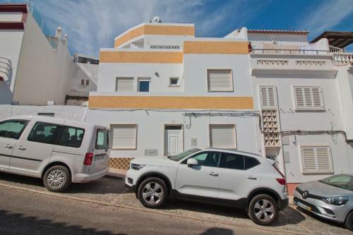 Hostal New Village Guest House