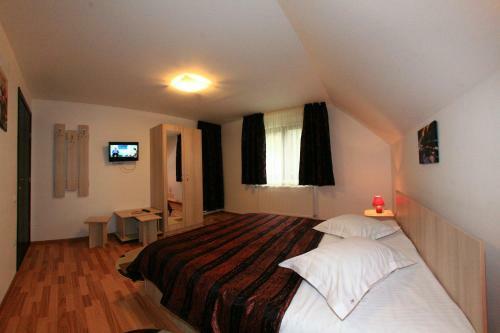 Hostal Casa Dintre Vai