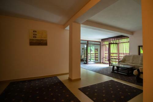 Hostal Pensiunea Decorale