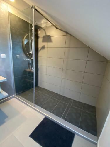 Hostal B&B Home