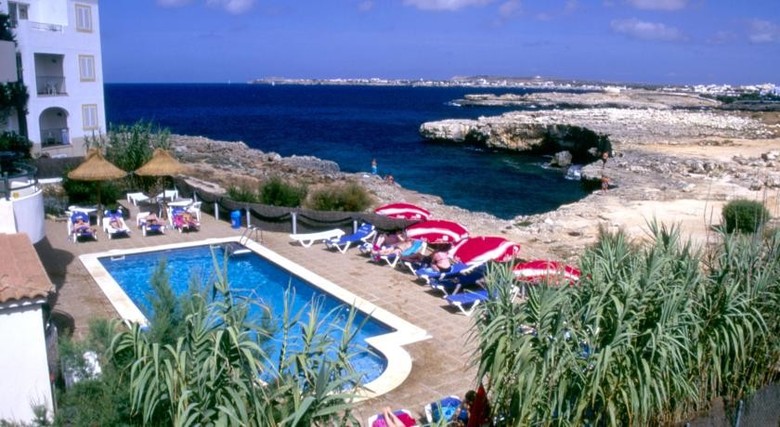 Apartamentos Sol Ponent