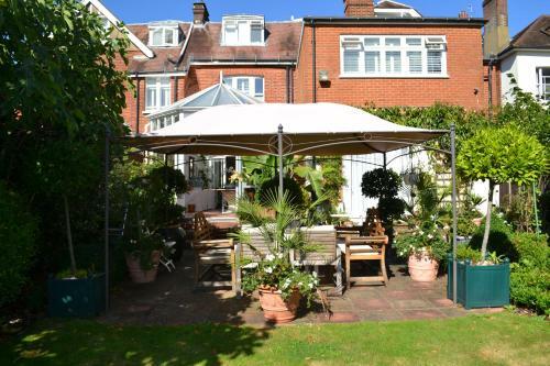 Hostal Cranleigh Hotel