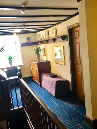 Posada The Priory Inn