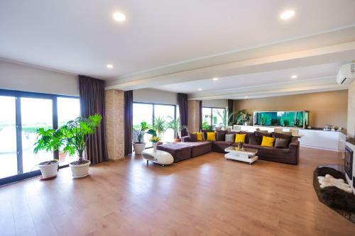 Hostal Casa Miralago Boutique