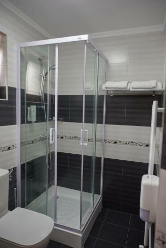 Hostal Pensiunea Rares