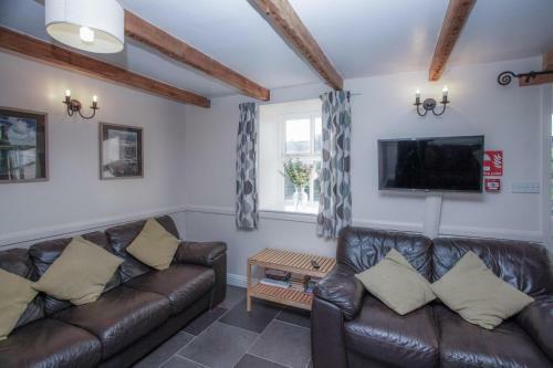 Bunk House - 4 Bedroom - Llangenith