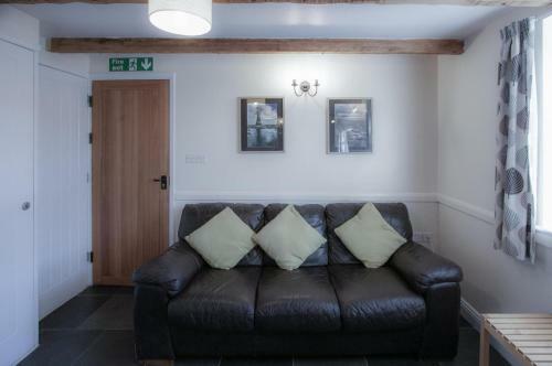 Bunk House - 4 Bedroom - Llangenith