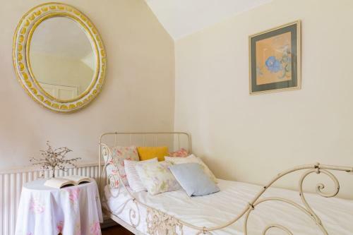 Brecon Beacons Old Vicarage, Stunning Garden & Views