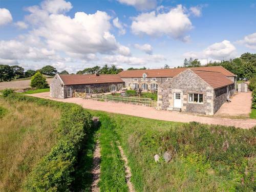 Lucklaw Steading Cottage