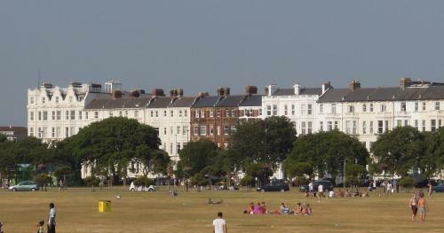 Special Seafront Apartment