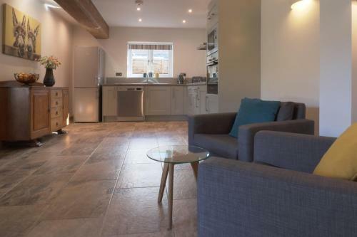 The Tack Room - Perfect For Two