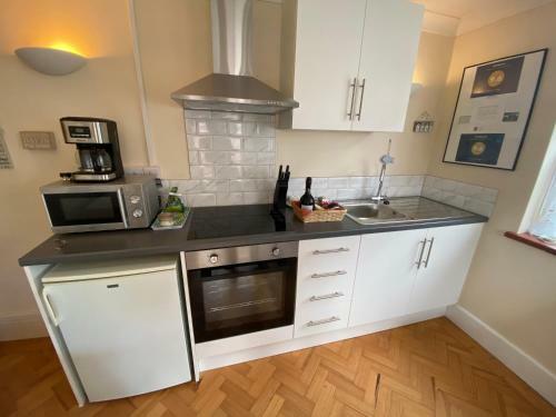 Vincent Lodge, 2 Bed 2 Bath Apartment Holiday Let