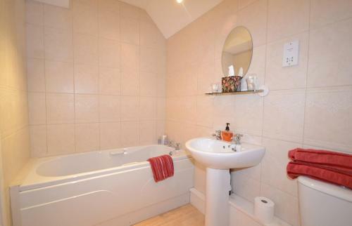 Vincent Lodge, 2 Bed 2 Bath Apartment Holiday Let