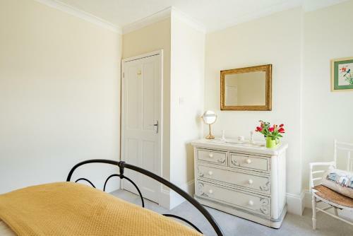 The Old Bake House - Charming Pet Friendly Cottage