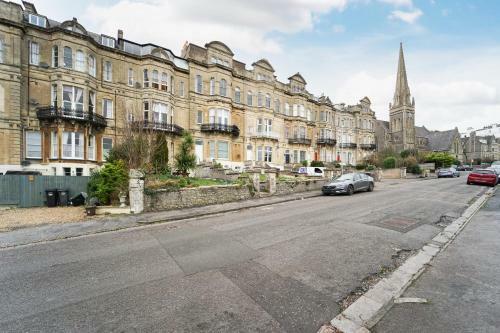 Charming 2-bed Apartment In Weston-super-mare