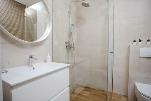 Apartment Eni