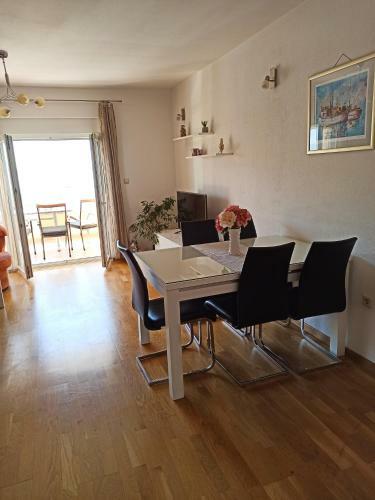 Hostal Apartments Antonia