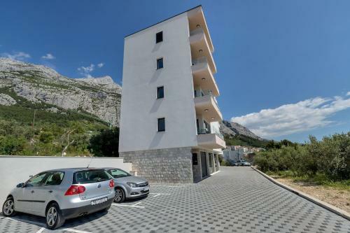 Charming Apartment Tissa With Sea View