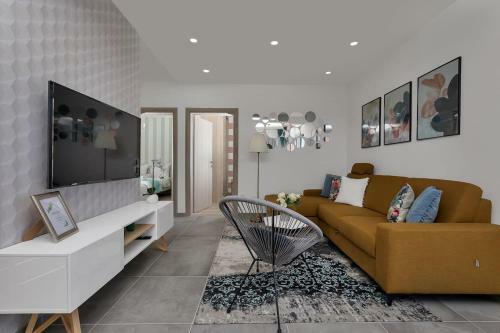 Charming Apartment Tissa With Sea View