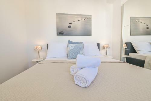 Funtastic C Apartments With Pool And Terrace