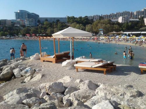 Apartments Marimar, Beachfront 1st Row