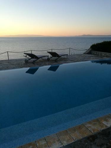 Apartamentos Bella Vista Beach House Spa