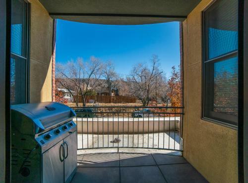 Mears House - Unit 2f