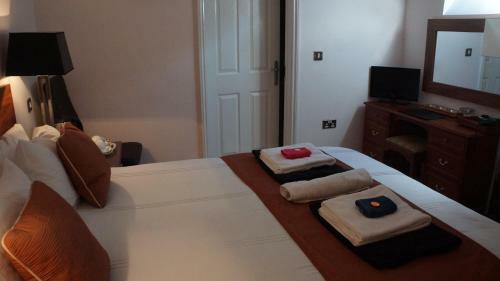The Lyn Valley Hotel