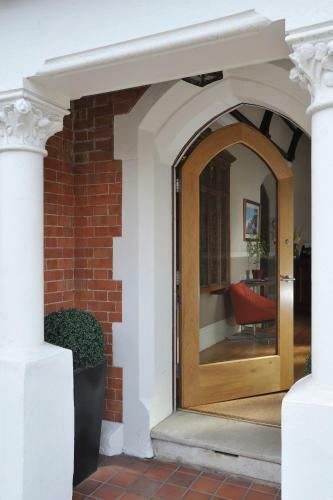 Salisbury House Hotel