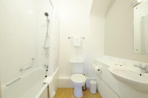 The Corner House Hotel