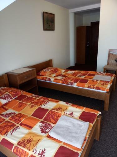 Hotel R�?a