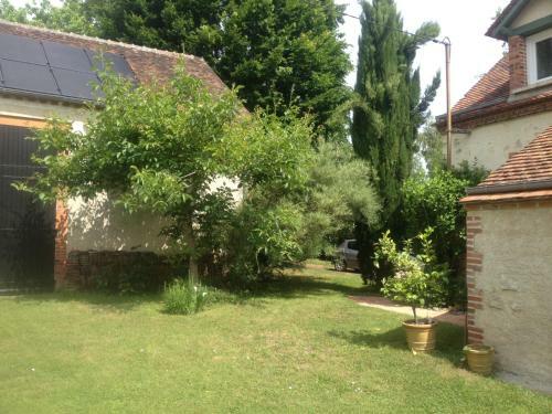 Moulin En Bord de Rivi�re