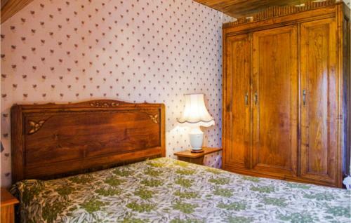 Beautiful Home In Cheylade With Wifi And 4 Bedrooms